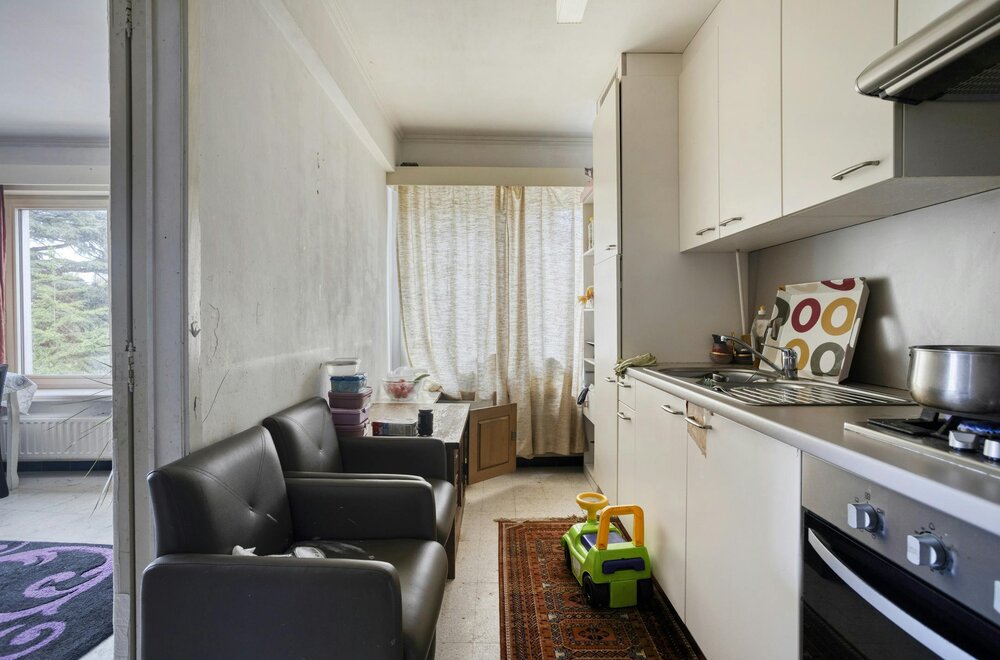 ruim-en-lichtrijk-appartement-met-3-slaapkamers-en-garage-in-ieper-009.jpg