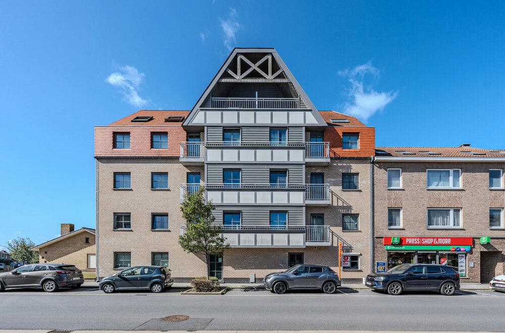 instapklaar-gelijkvloersappartement-met-zongerichte-tuin-004.jpg