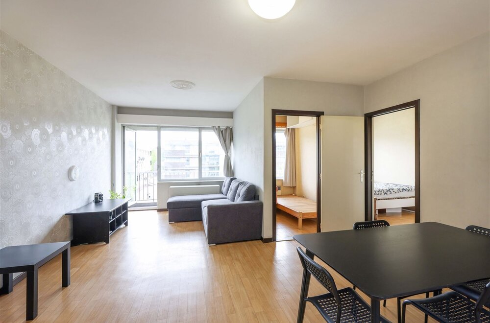 twee-slaapkamer-appartement-met-terras-en-kelderberging-op-toplocatie-in-genk001.jpg