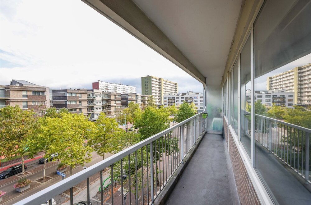 twee-slaapkamer-appartement-met-terras-en-kelderberging-op-toplocatie-in-genk010.jpg