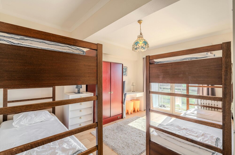 twee-slaapkamer-appartement-te-koop-met-frontaal-zeezicht-017.jpg