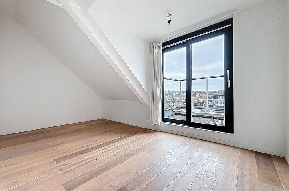 penthouse-met-terras-nabij-sint-pietersstation011.jpg