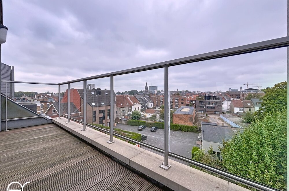 penthouse-met-terras-nabij-sint-pietersstation012.jpg