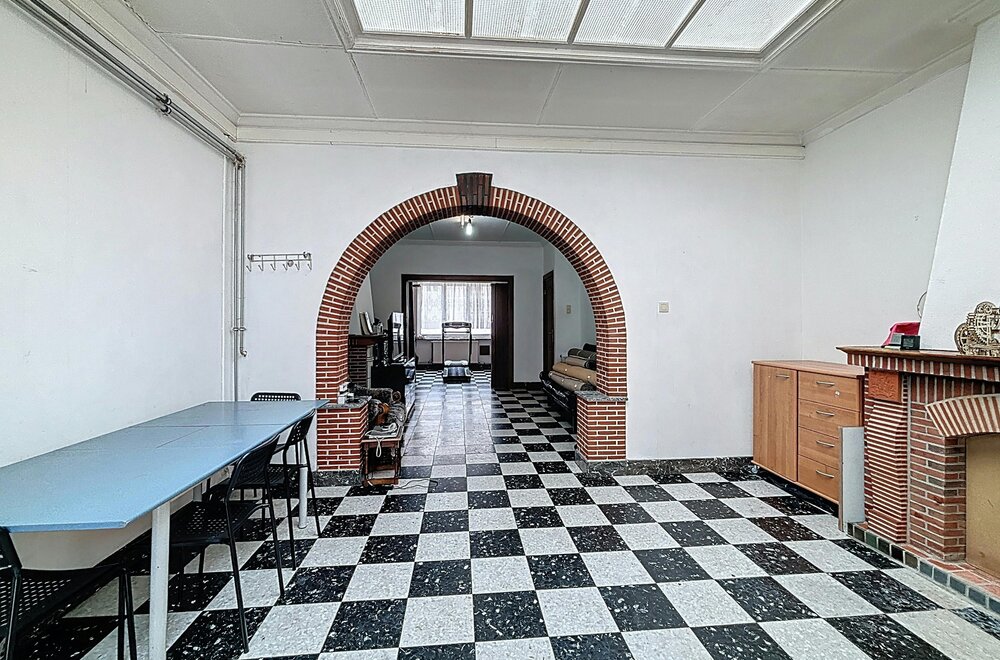 te-renoveren-woning-te-koop-in-kortrijk-005.jpg