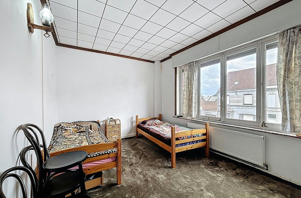 te-renoveren-woning-te-koop-in-kortrijk-011.jpg