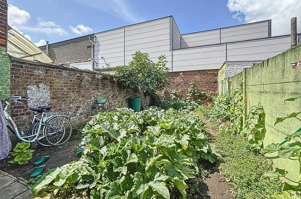te-renoveren-woning-te-koop-in-kortrijk-013.jpg