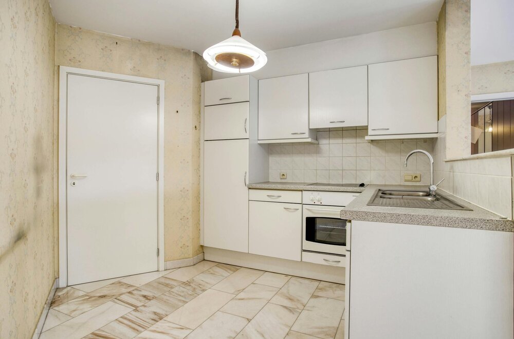 ruim-en-lichtrijk-appartement-te-koop-in-hartje-rumbeke010.jpg