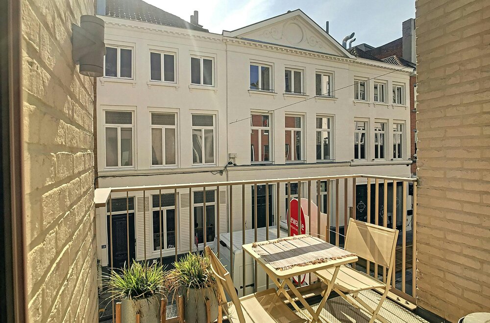 3-slaapkamerappartement-met-terras-60m-te-koop-in-centrum-kortrijk009.jpg