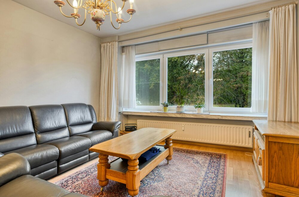 appartement-met-2-a-3slaapkamers-en-garage-te-koop-in-hoevenen-008.jpg