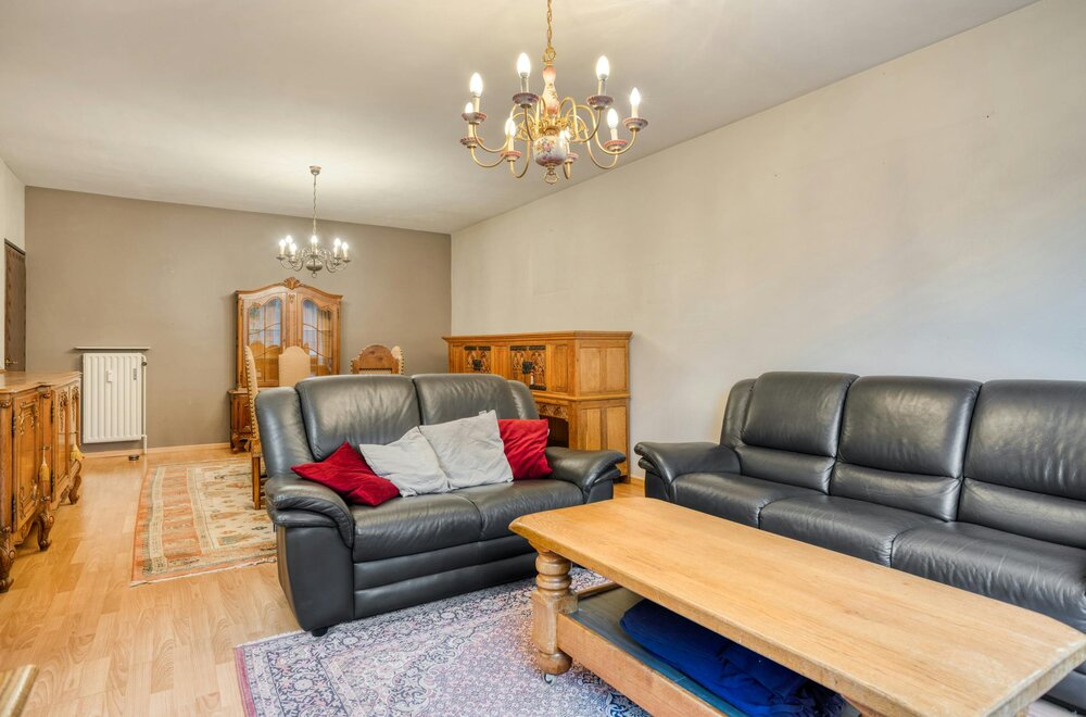 appartement-met-2-a-3slaapkamers-en-garage-te-koop-in-hoevenen-010.jpg