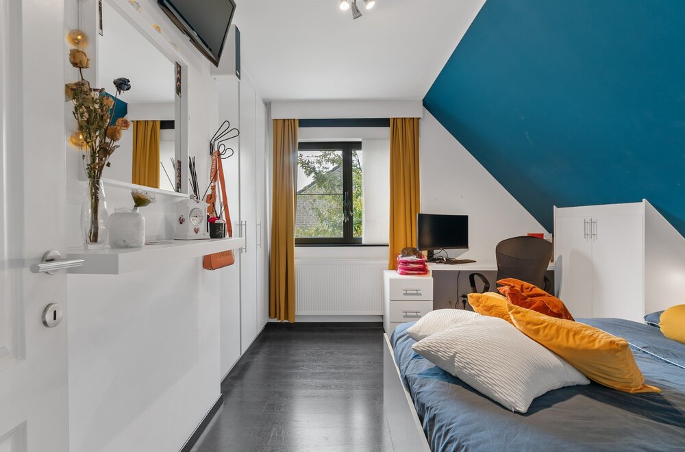 energiezuinige-woning-met-4-slpkrs-zwembad-en-wellness-in-as030.jpg