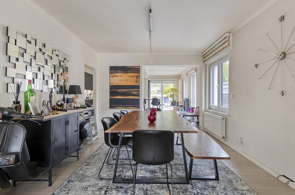 recent-gerenoveerde-halfopen-woning-met-zwembad-in-hofstade006.jpg