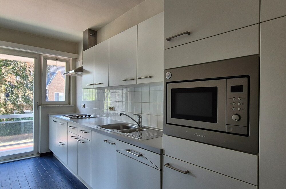ruim-appartement-incl-riante-garage-bij-station-008.jpg