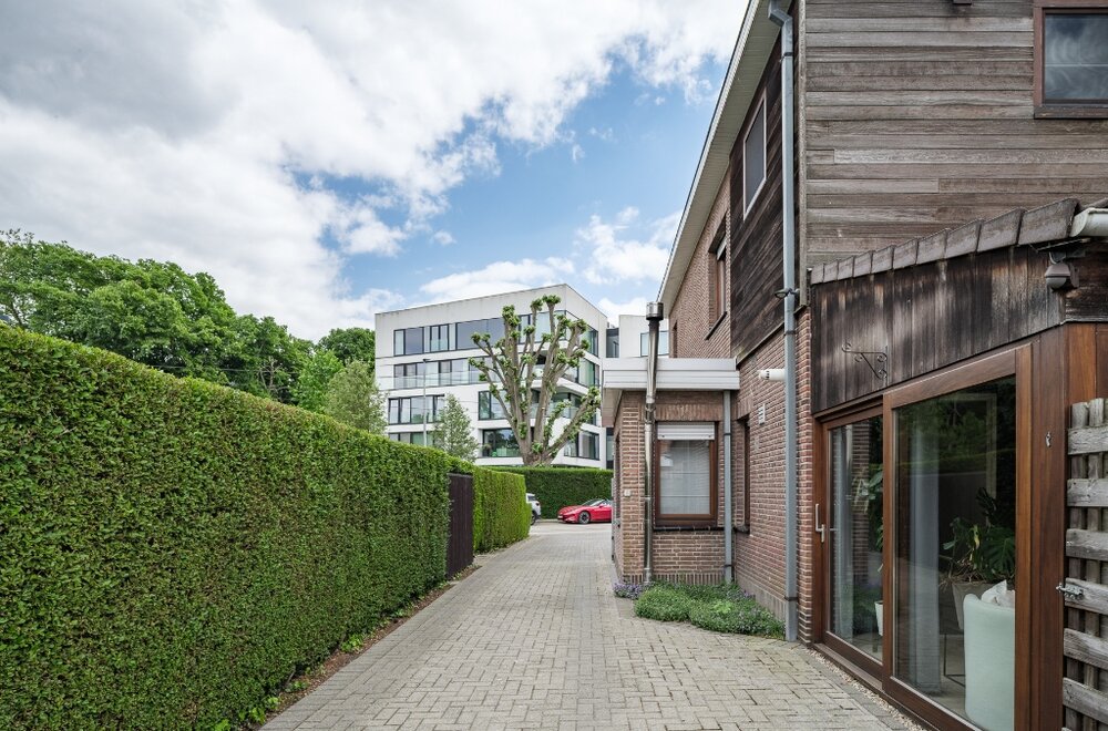 stijlvolle-kleinschalige-opbrengsteigendom-met-3-entiteiten-meerdere-parkeergelegenheden-en-tuin-nabij-de-sterre-en-het-station-gent-sint-pieters-020.jpg