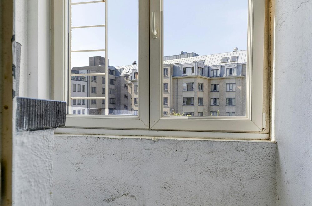 te-renoveren-appartement-te-koop-in-antwerpen-centrum011.jpg