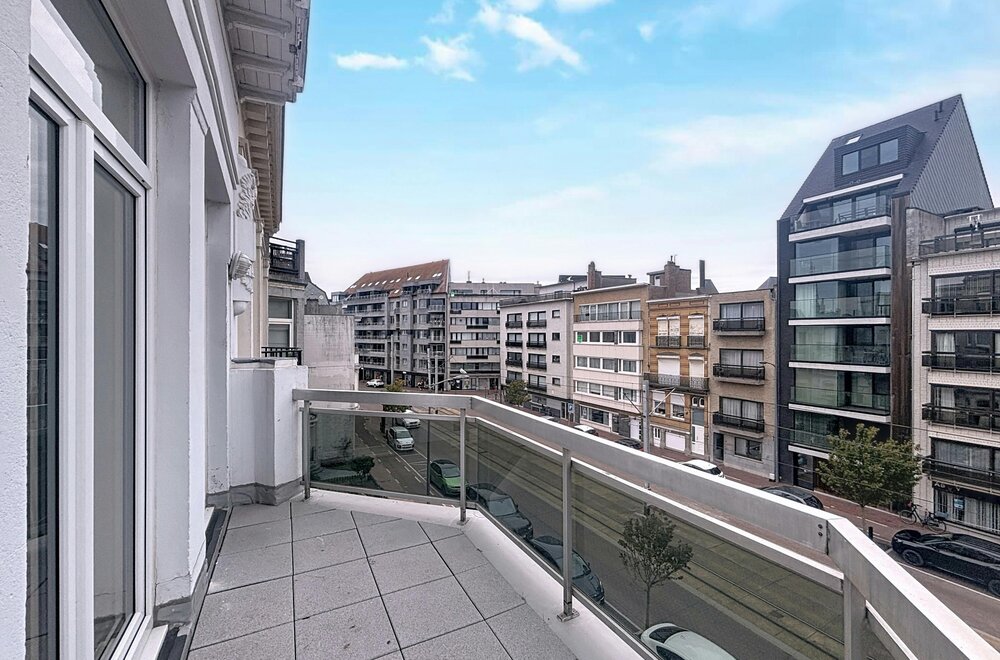 op-te-frissen-appartement-te-koop-te-blankenberge005.jpg