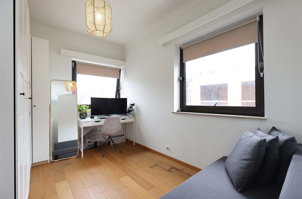 sfeervol-en-lichtrijk-appartement-met-2-slaapkamers-n-terras-in-hartje-hasselt008.jpg