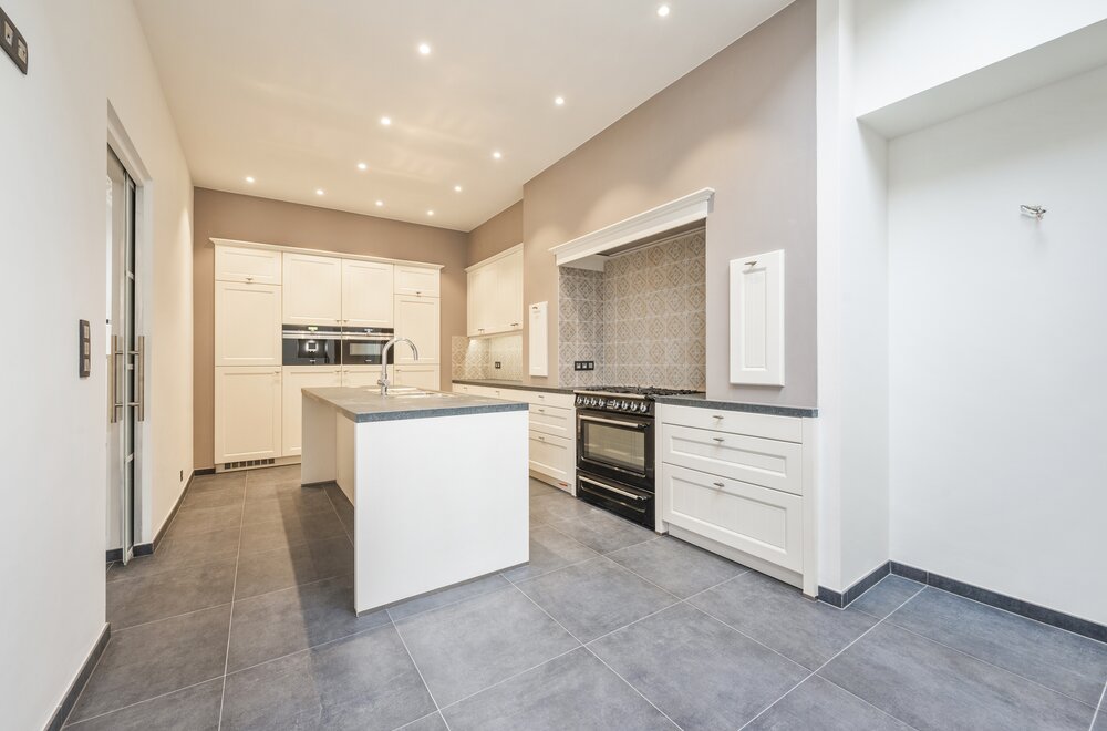 charmante-herenwoning-met-7-slaapkamers-009.jpg