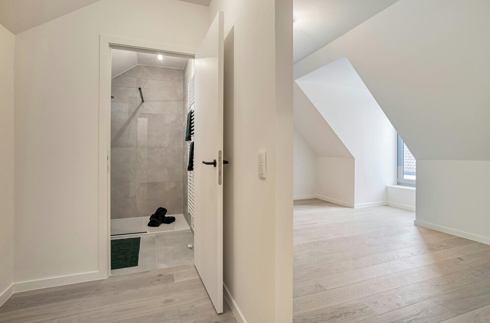 stijlvol-huis-te-centrum-brugge-met-3-slaapkamers-en-garage014.jpg
