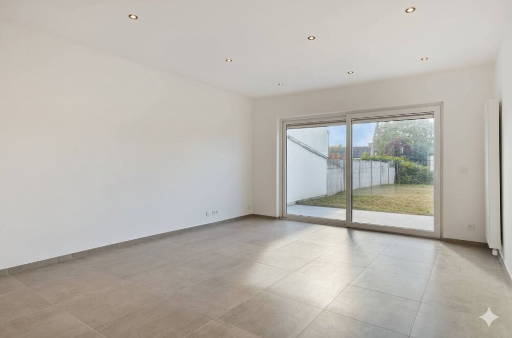 gerenoveerde-woning-met-3-slaapkamers-te-koop-in-wevelgem-004.jpg