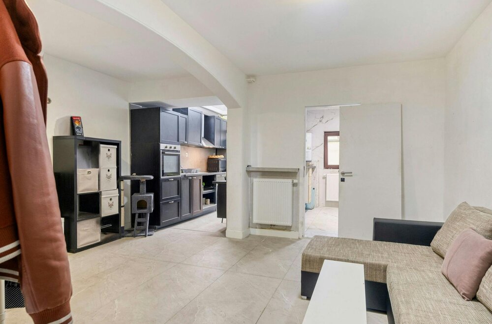 gelijkvloersappartement-met-1-slaapkamer-en-tuin-te-koop-in-hoboken003.jpg