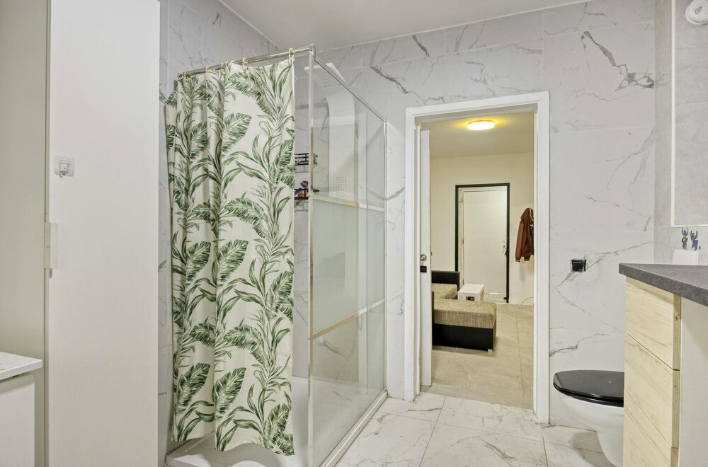 gelijkvloersappartement-met-1-slaapkamer-en-tuin-te-koop-in-hoboken009.jpg