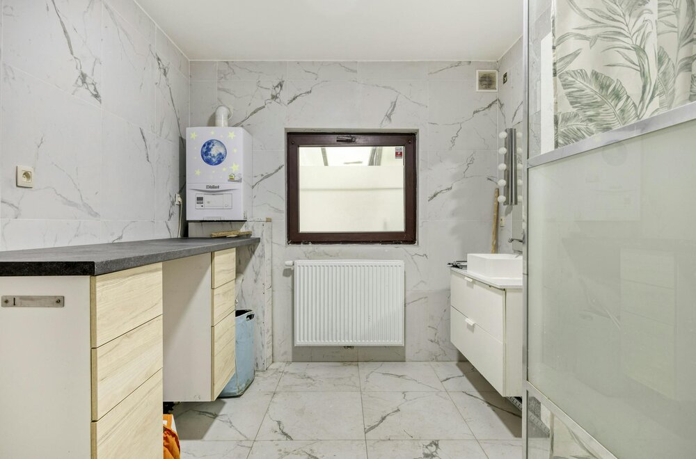 gelijkvloersappartement-met-1-slaapkamer-en-tuin-te-koop-in-hoboken010.jpg