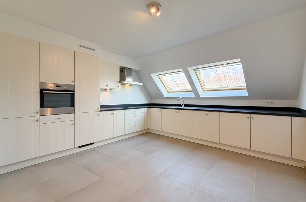 licht-en-modern-duplexappartement-met-zuidgericht-terras-009.jpg
