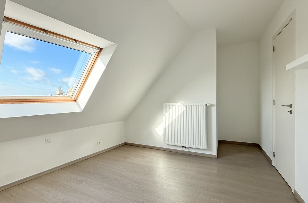 licht-en-modern-duplexappartement-met-zuidgericht-terras-015.jpg
