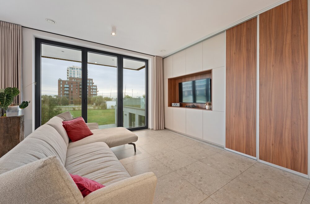 woonappartement-met-ruim-terras-op-de-oosteroever006.jpg