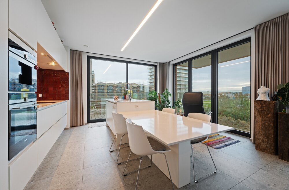 woonappartement-met-ruim-terras-op-de-oosteroever007.jpg