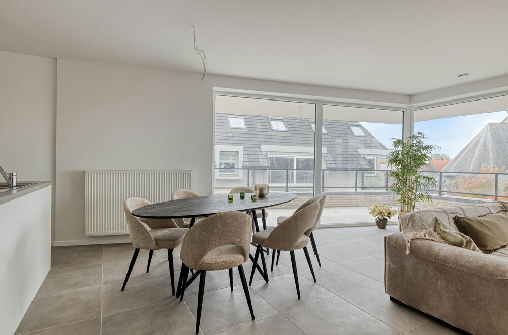 ruim-dakappartement-met-3-slaapkamers-in-staden-004.jpg