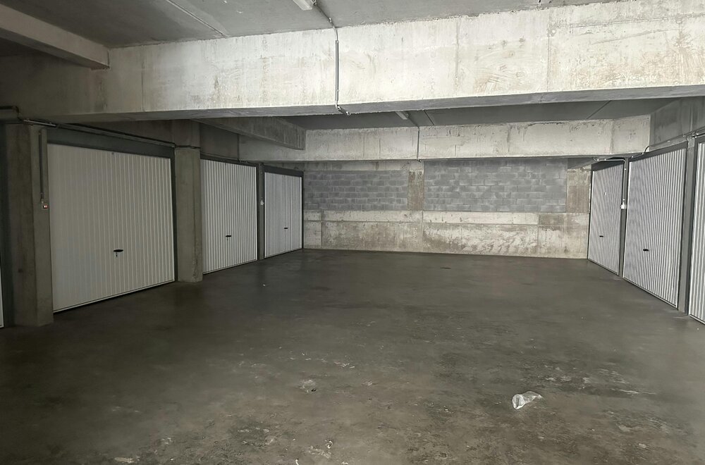 goedgelegen-garagebox-te-koop-te-centrum-westende-bad-007.jpg