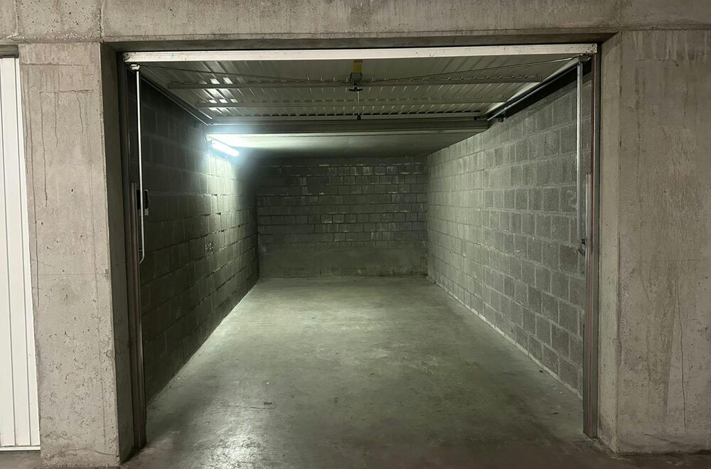 goedgelegen-garagebox-te-koop-te-duinenweg-in-middelkerke-002.jpg