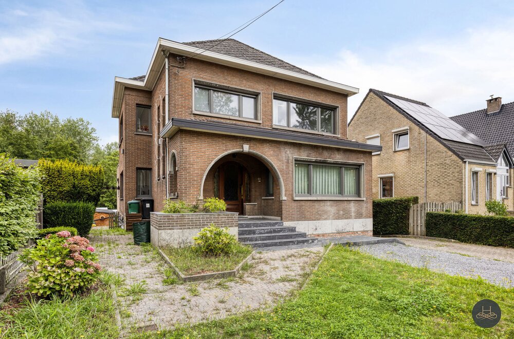 hoogwaardig-afgewerkte-ruime-gezinswoning-op-toplocatie029.jpg