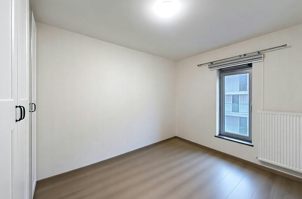 instapklaar-appartement-met-epc-a-nabij-het-station-van-brugge009.jpg