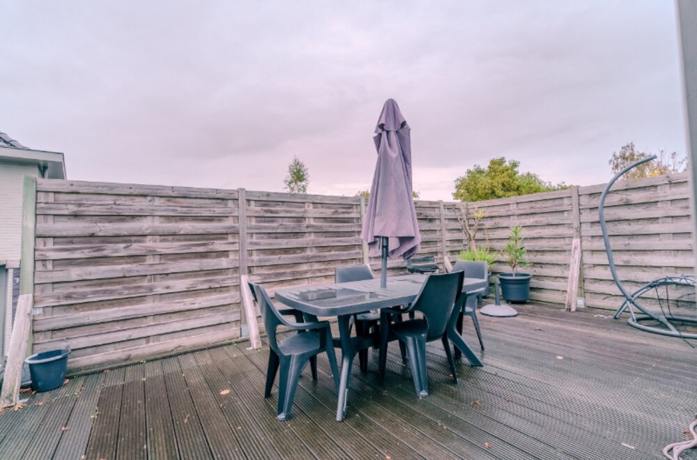 heel-ruim-appartement-met-terras-in-sint-martens-latem009.jpg