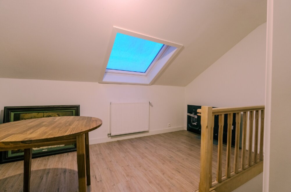 heel-ruim-appartement-met-terras-in-sint-martens-latem016.jpg