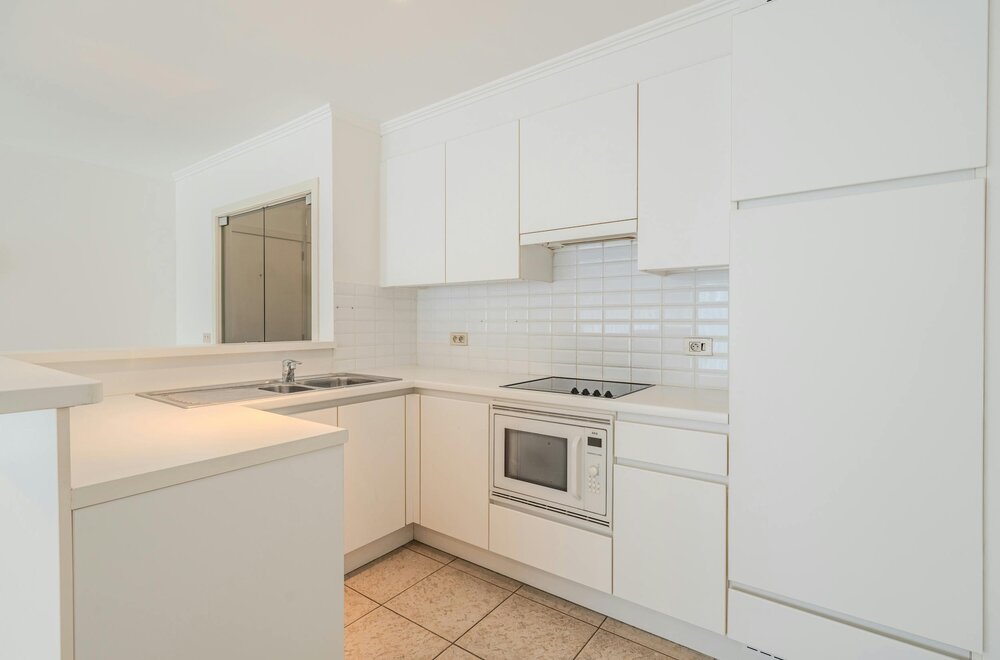 ruim-2-slaapkamer-appartement-vlakbij-casino-zeedijk009.jpg