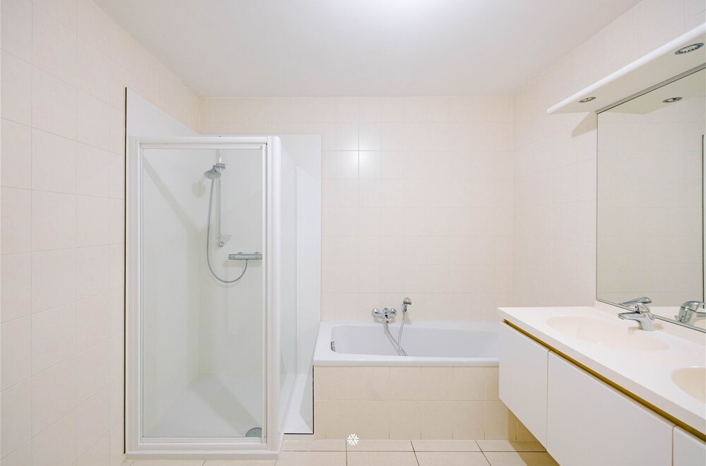 ruim-appartemement-met-3-slaapkamers-in-sint-niklaas014.jpg