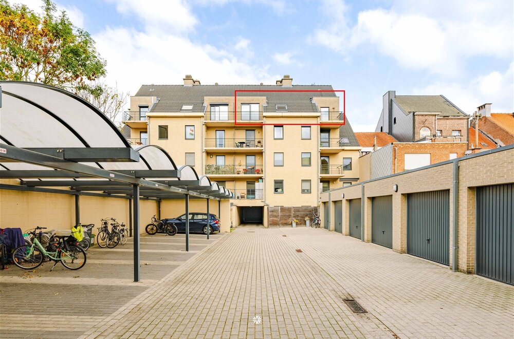 ruim-appartemement-met-3-slaapkamers-in-sint-niklaas016.jpg