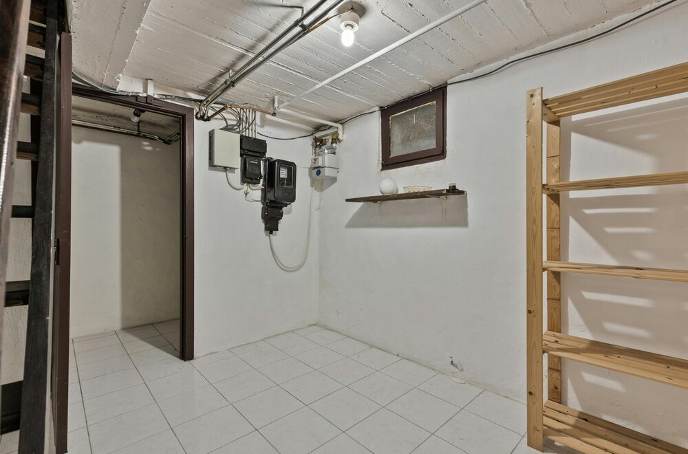 halfopen-woning-met-4-slpk-en-mooie-tuin-te-koop-in-kapellen017.jpg