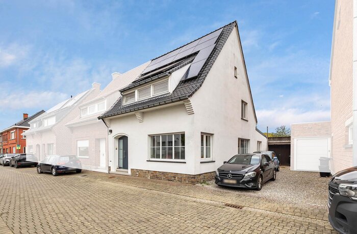 9320 Nieuwerkerken
