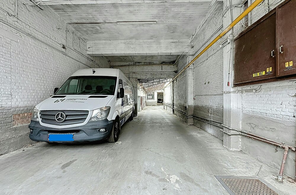 magazijn-te-koop-met-tot-20-autostaanplaatsen-in-terhagen002.jpg magazijn-te-koop-met-tot-20-autostaanplaatsen-in-terhagen002.jpg