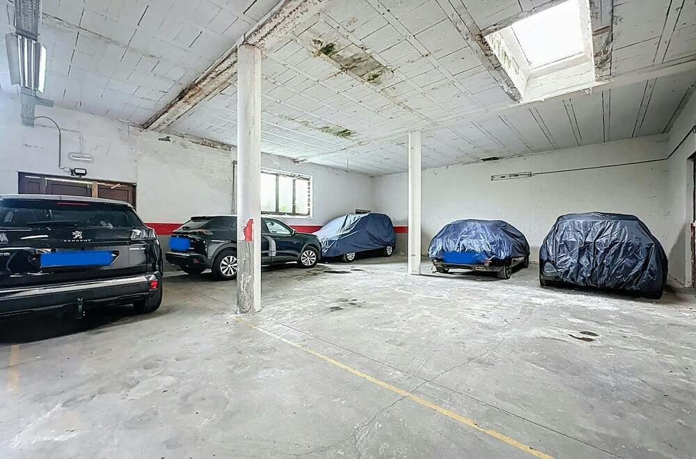 magazijn-te-koop-met-tot-20-autostaanplaatsen-in-terhagen005.jpg magazijn-te-koop-met-tot-20-autostaanplaatsen-in-terhagen005.jpg