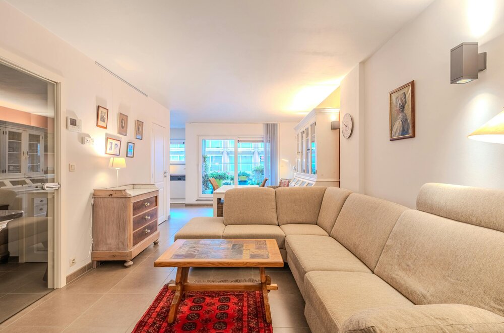 ruim-appartement-met-2-slaapkamers-vlakbij-de-zeedijk-002.jpg ruim-appartement-met-2-slaapkamers-vlakbij-de-zeedijk-002.jpg