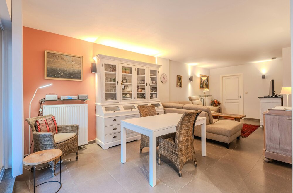 ruim-appartement-met-2-slaapkamers-vlakbij-de-zeedijk-006.jpg ruim-appartement-met-2-slaapkamers-vlakbij-de-zeedijk-006.jpg