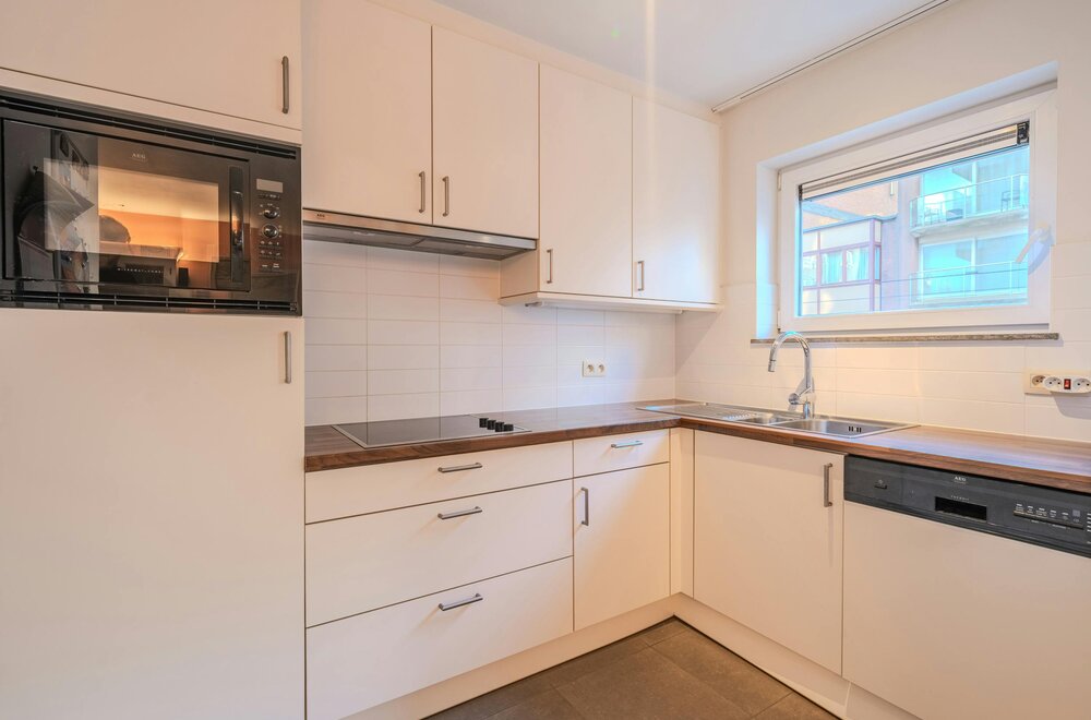 ruim-appartement-met-2-slaapkamers-vlakbij-de-zeedijk-008.jpg ruim-appartement-met-2-slaapkamers-vlakbij-de-zeedijk-008.jpg
