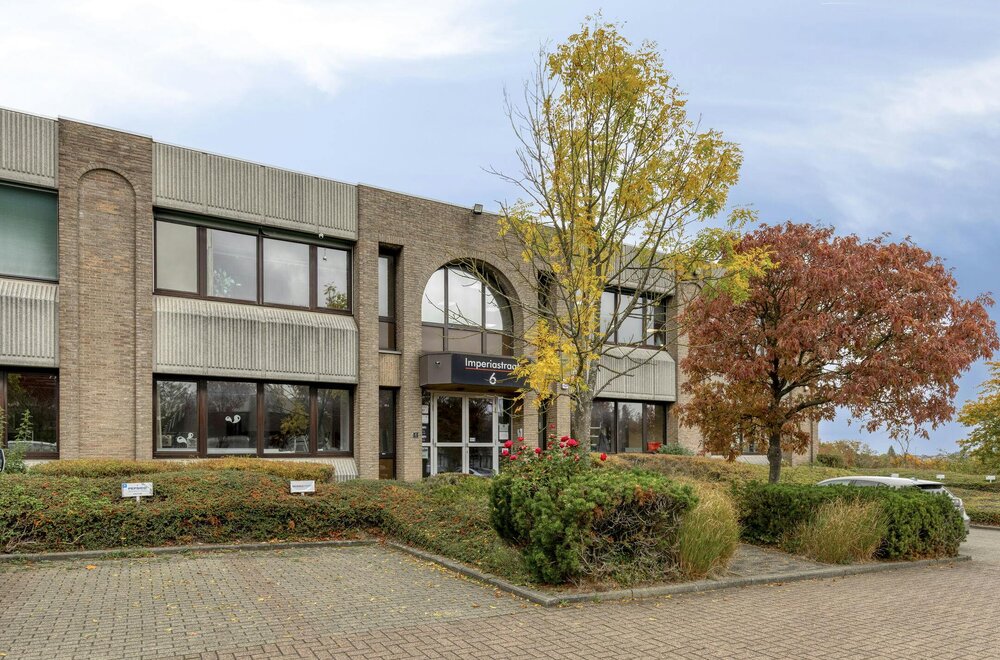 verhuurd-kantoor-met-6-staanplaatsen-te-koop-in-zaventem002.jpg verhuurd-kantoor-met-6-staanplaatsen-te-koop-in-zaventem002.jpg