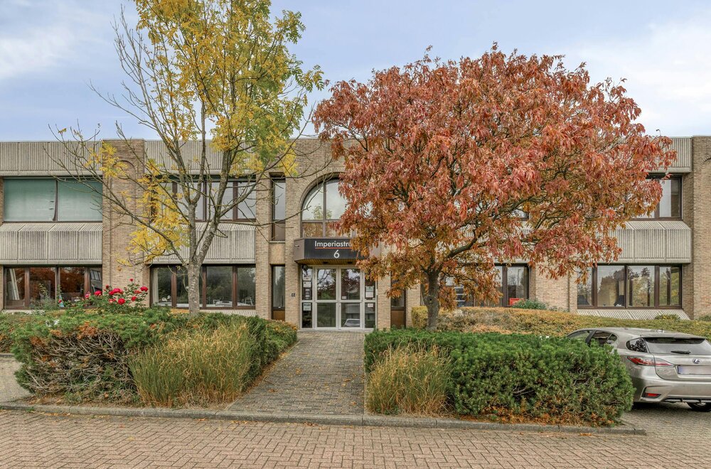 verhuurd-kantoor-met-6-staanplaatsen-te-koop-in-zaventem015.jpg verhuurd-kantoor-met-6-staanplaatsen-te-koop-in-zaventem015.jpg